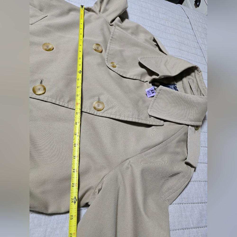 Vintage Burberry Trench Coat, With Removable Wool Liner - Picture 12 of 15